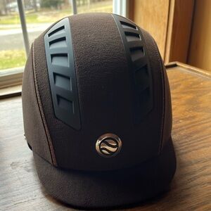 Trauma Void EQ3 Brown Equestrian Helmet Interior (Brown)